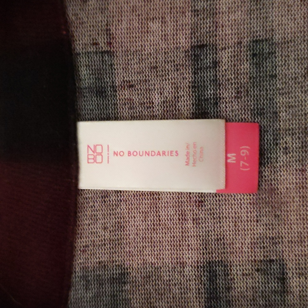No Boundaries Open Front Red Black Plaid  Cardigan - Picture 5 of 5